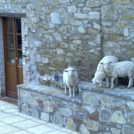 Farm stay Le Rosse Di Montebuono *