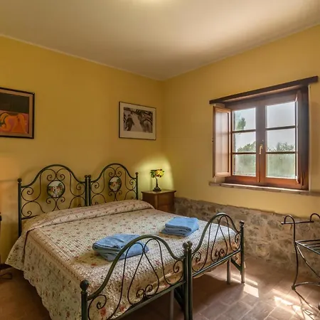 Farm stay Le Rosse Di Montebuono *