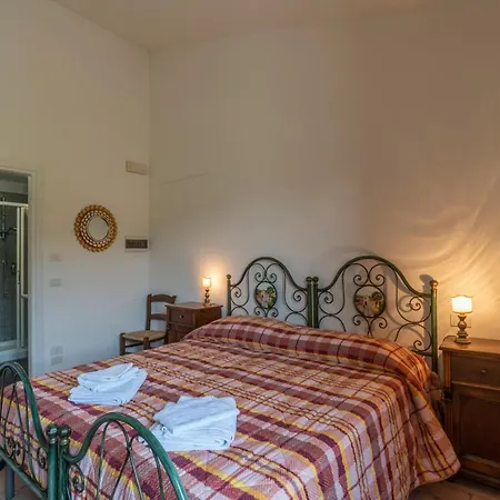 Le Rosse Di Montebuono